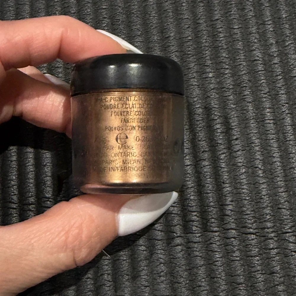 Vintage MAC pigment, color powder, rosegold Cosmetics  Eyeshadow
